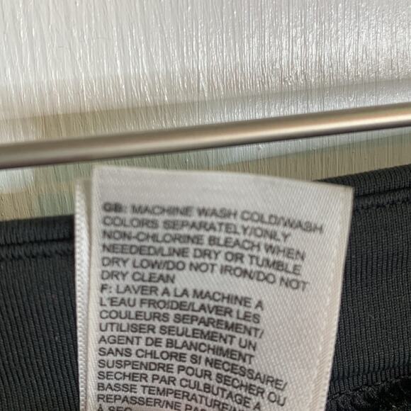 The North Face Women’s Black Capri Crop Legging Tights W-463 Size Small - Picture 7 of 10